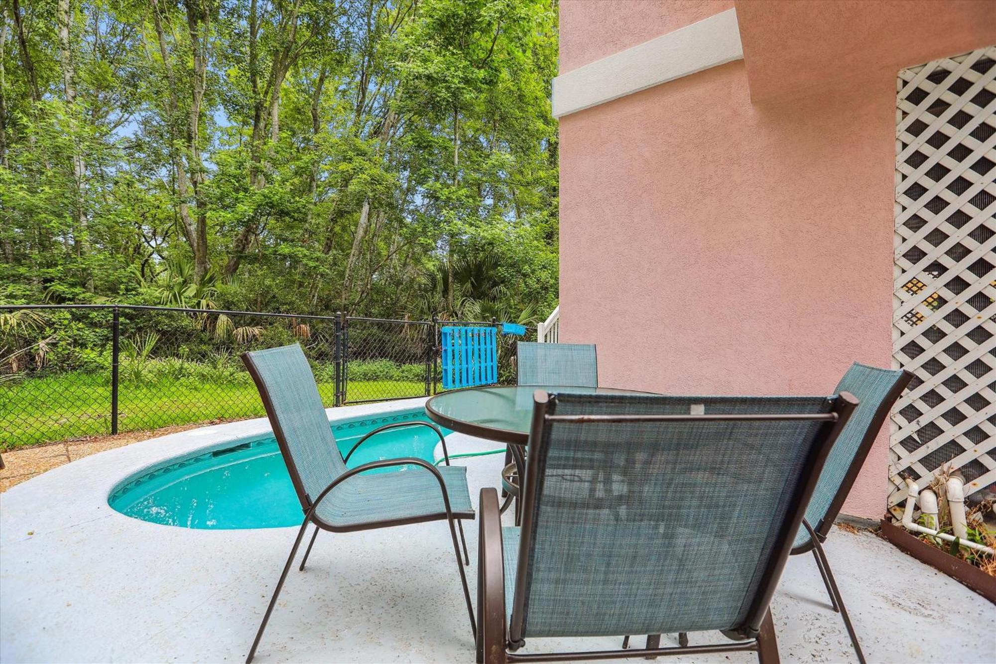 41 Bradley- Private Pool, Newly Updated, Quick Walk To Beach! Free Activities Included * Hilton Head Island