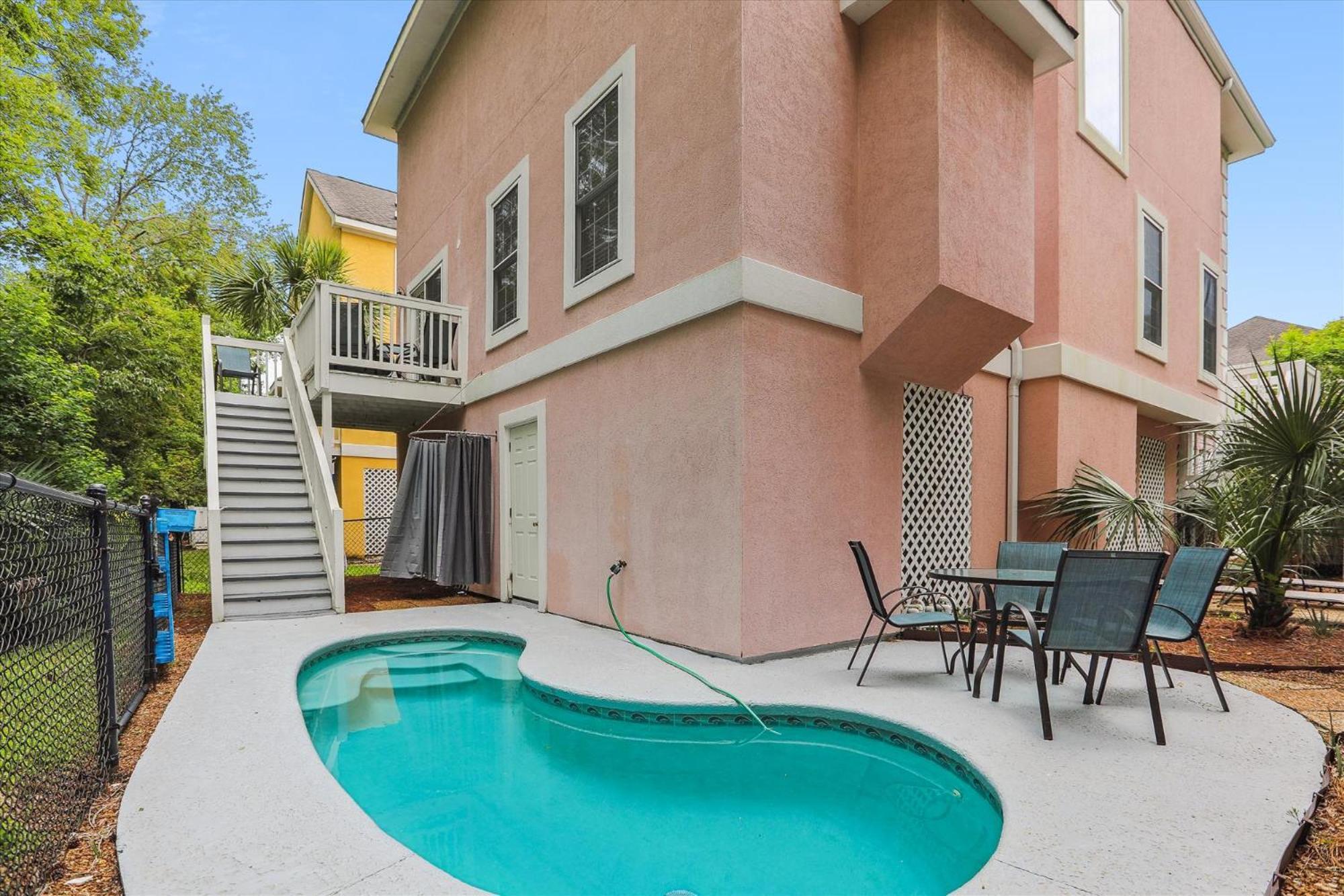 41 Bradley- Private Pool, Newly Updated, Quick Walk To Beach! Free Activities Included * Hilton Head Island