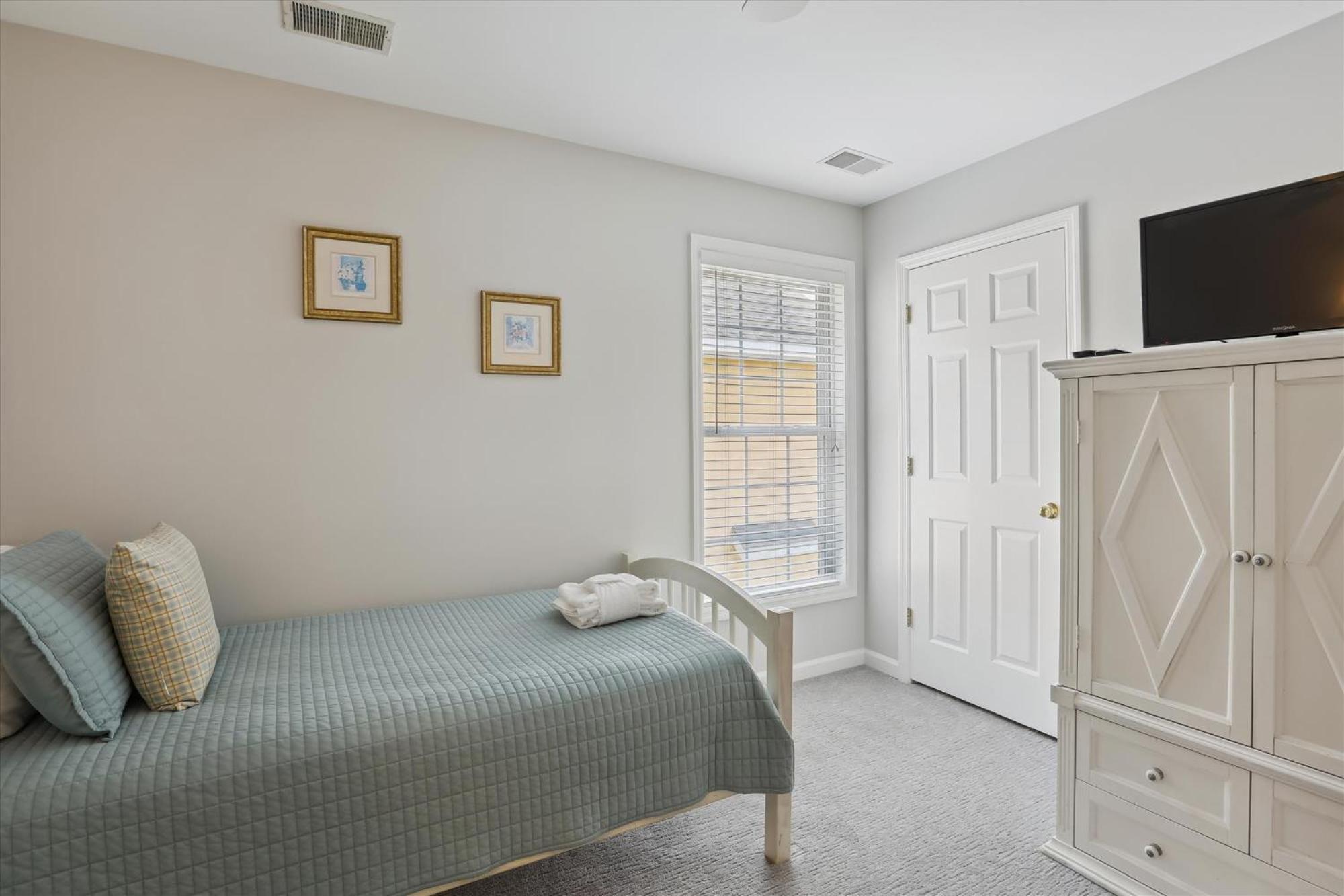 41 Bradley- Private Pool, Newly Updated, Quick Walk To Beach! Free Activities Included