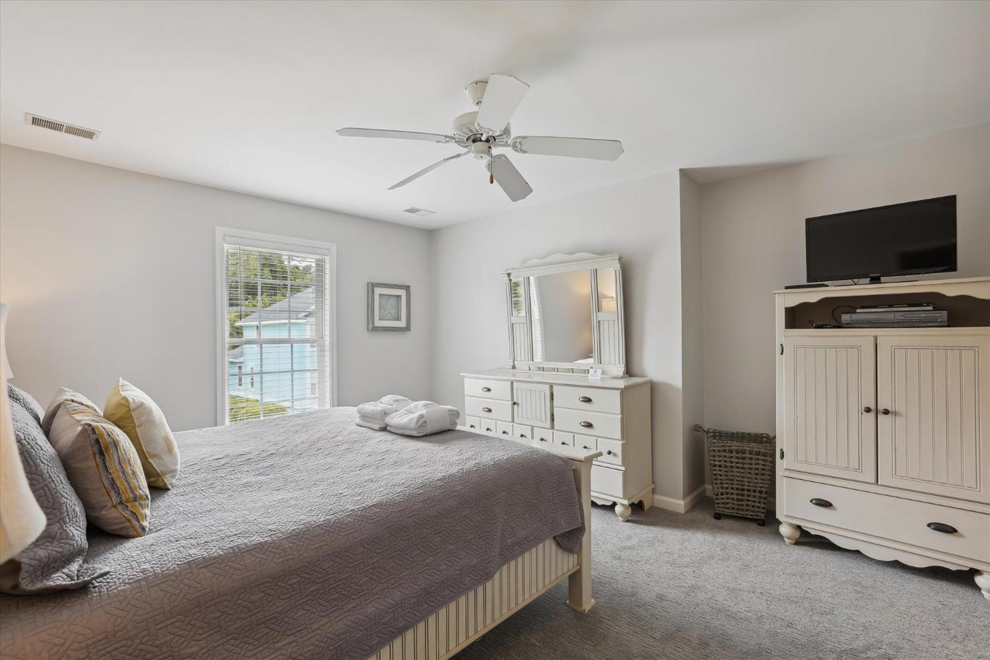 41 Bradley- Private Pool, Newly Updated, Quick Walk To Beach! Free Activities Included *
