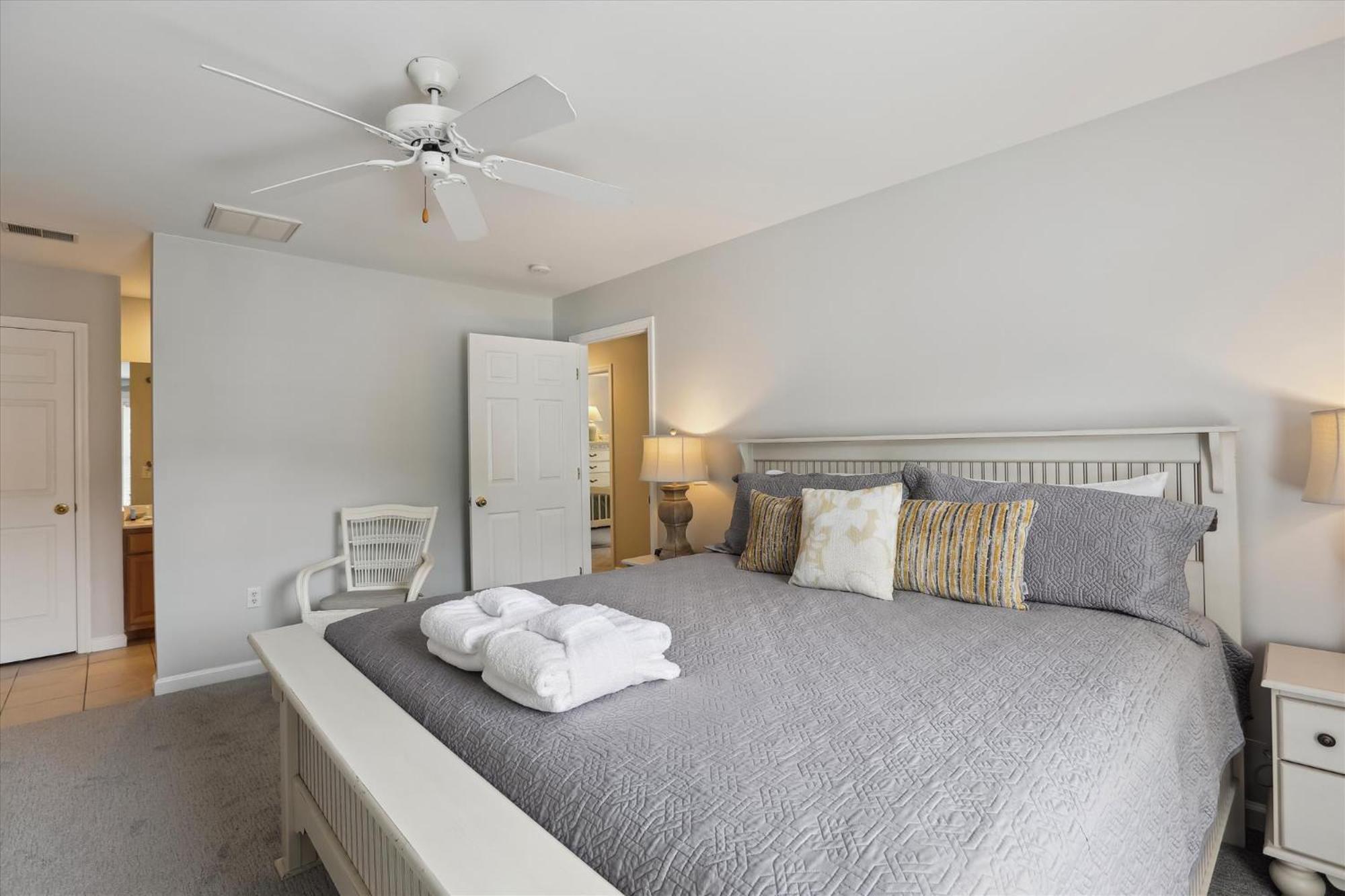 41 Bradley- Private Pool, Newly Updated, Quick Walk To Beach! Free Activities Included