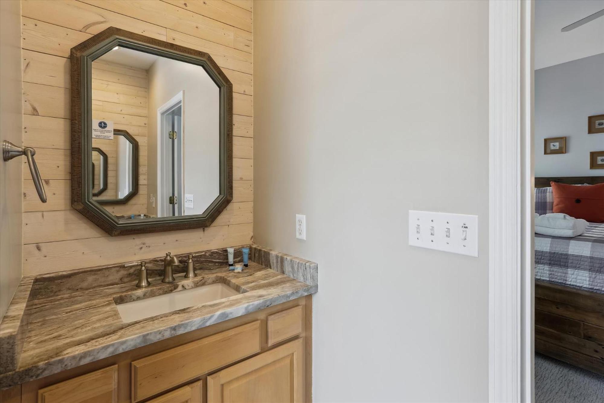 41 Bradley- Private Pool, Newly Updated, Quick Walk To Beach! Free Activities Included Holiday home *