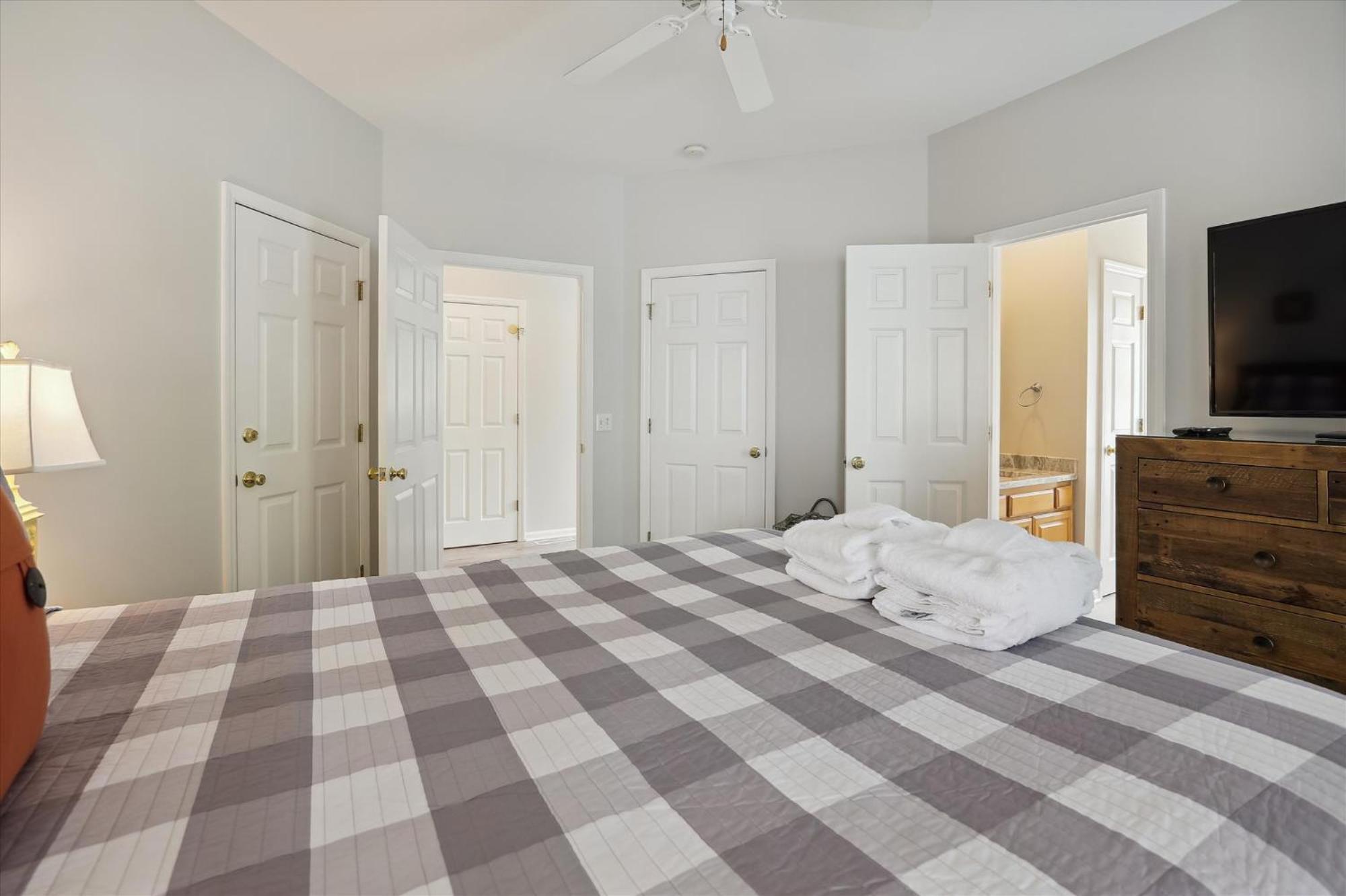 Holiday home 41 Bradley- Private Pool, Newly Updated, Quick Walk To Beach! Free Activities Included Hilton Head Island