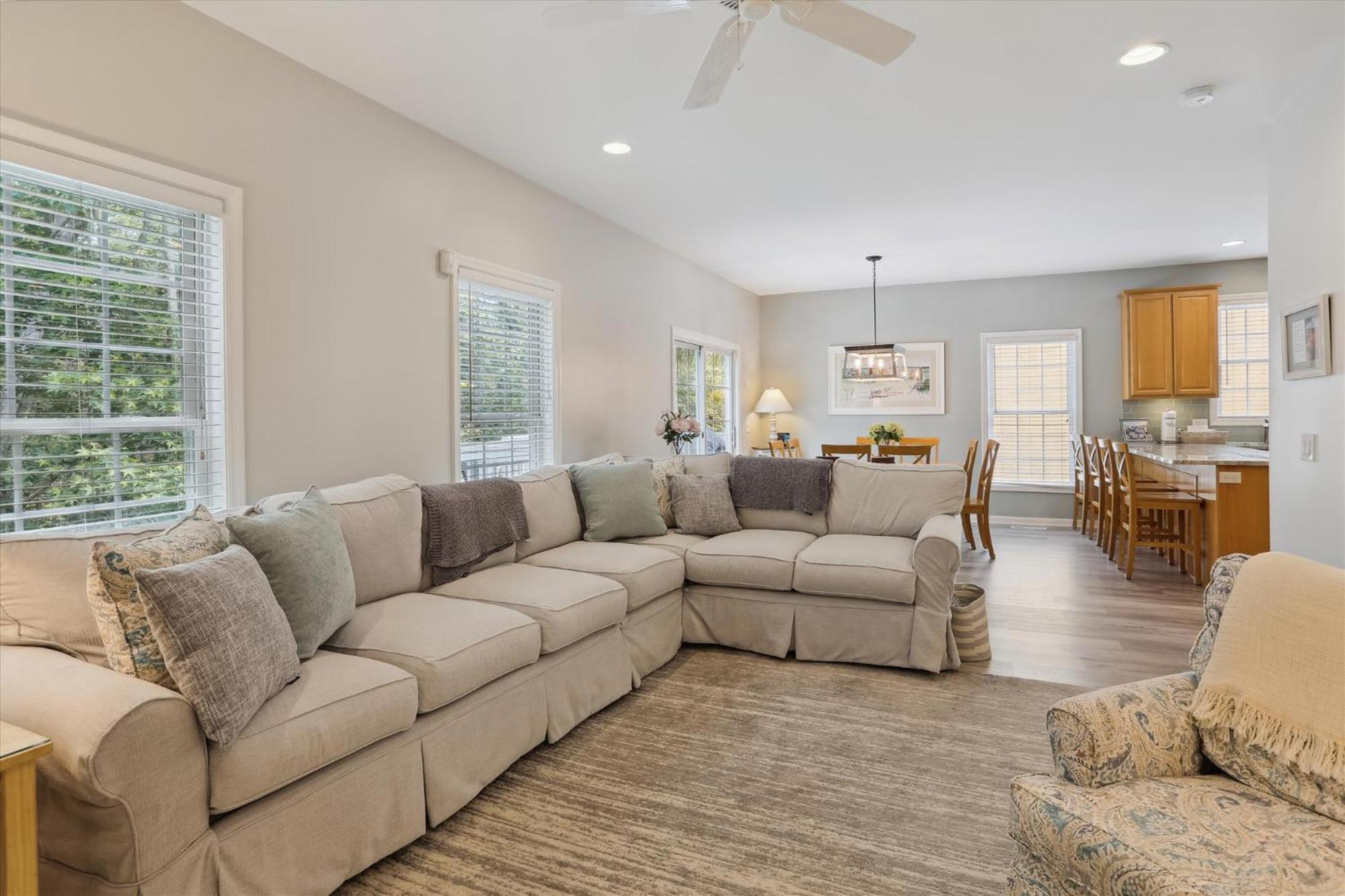 Holiday home 41 Bradley- Private Pool, Newly Updated, Quick Walk To Beach! Free Activities Included *