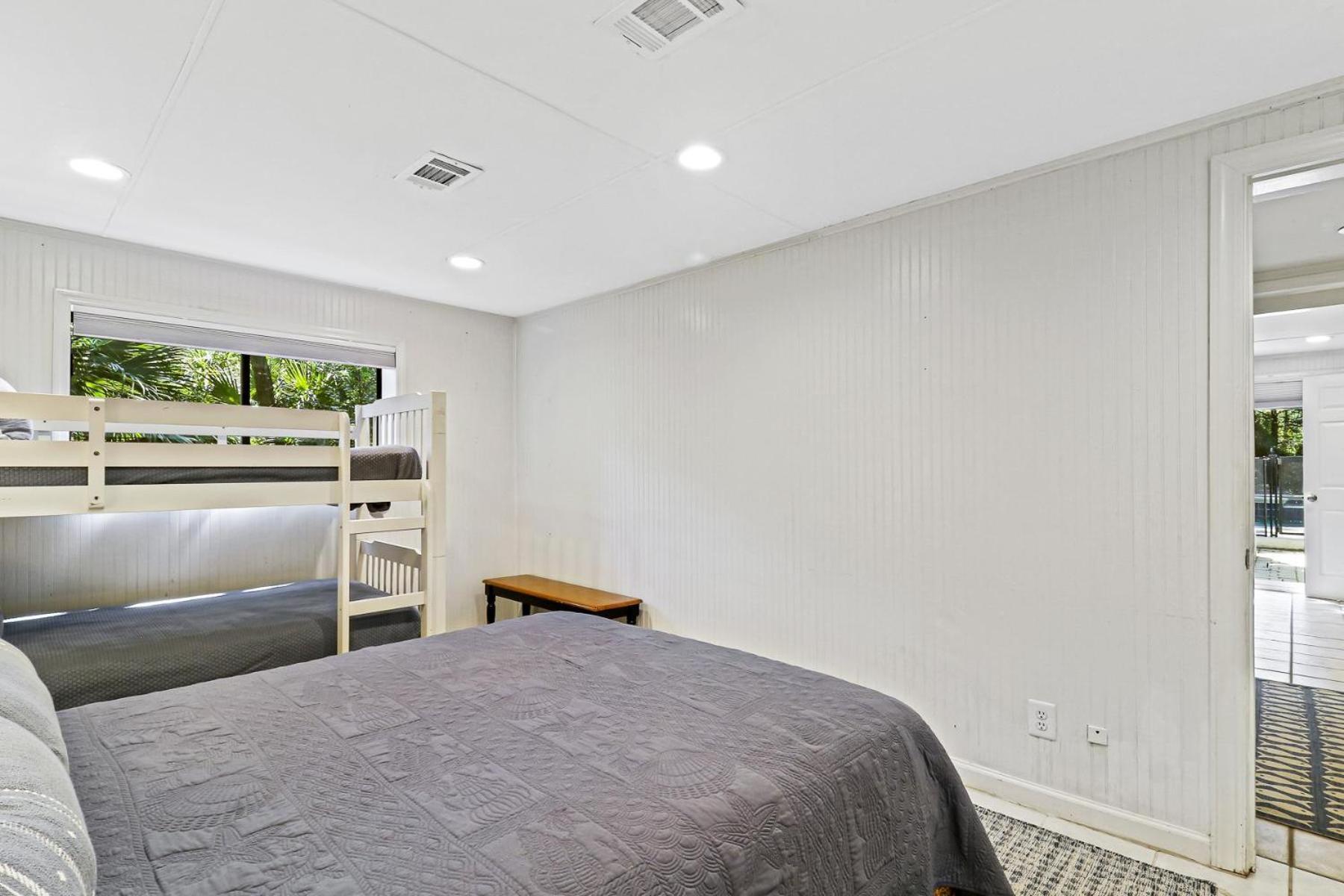 22 Dollar Road | Koi Holiday home