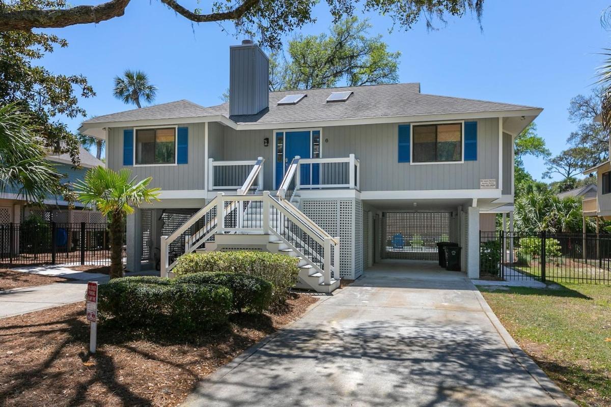 Steps To 3 Bed 2 Bath With Private Pool *
