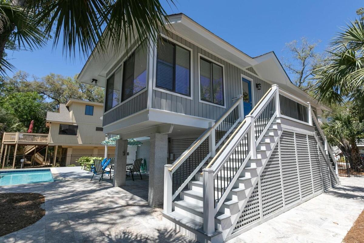 Steps To 3 Bed 2 Bath With Private Pool Holiday home Hilton Head Island