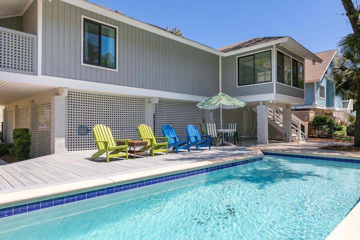 Steps To 3 Bed 2 Bath With Private Pool * Hilton Head Island