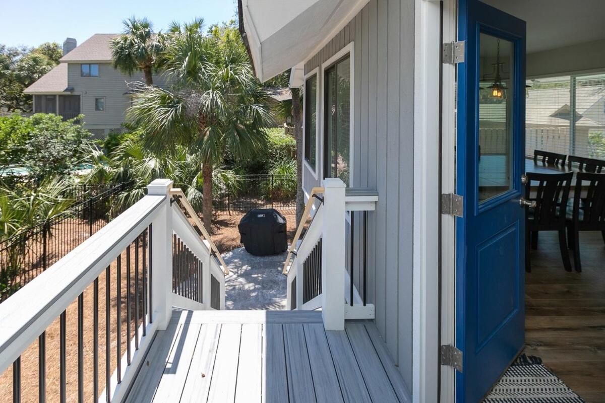 Steps To 3 Bed 2 Bath With Private Pool Holiday home *
