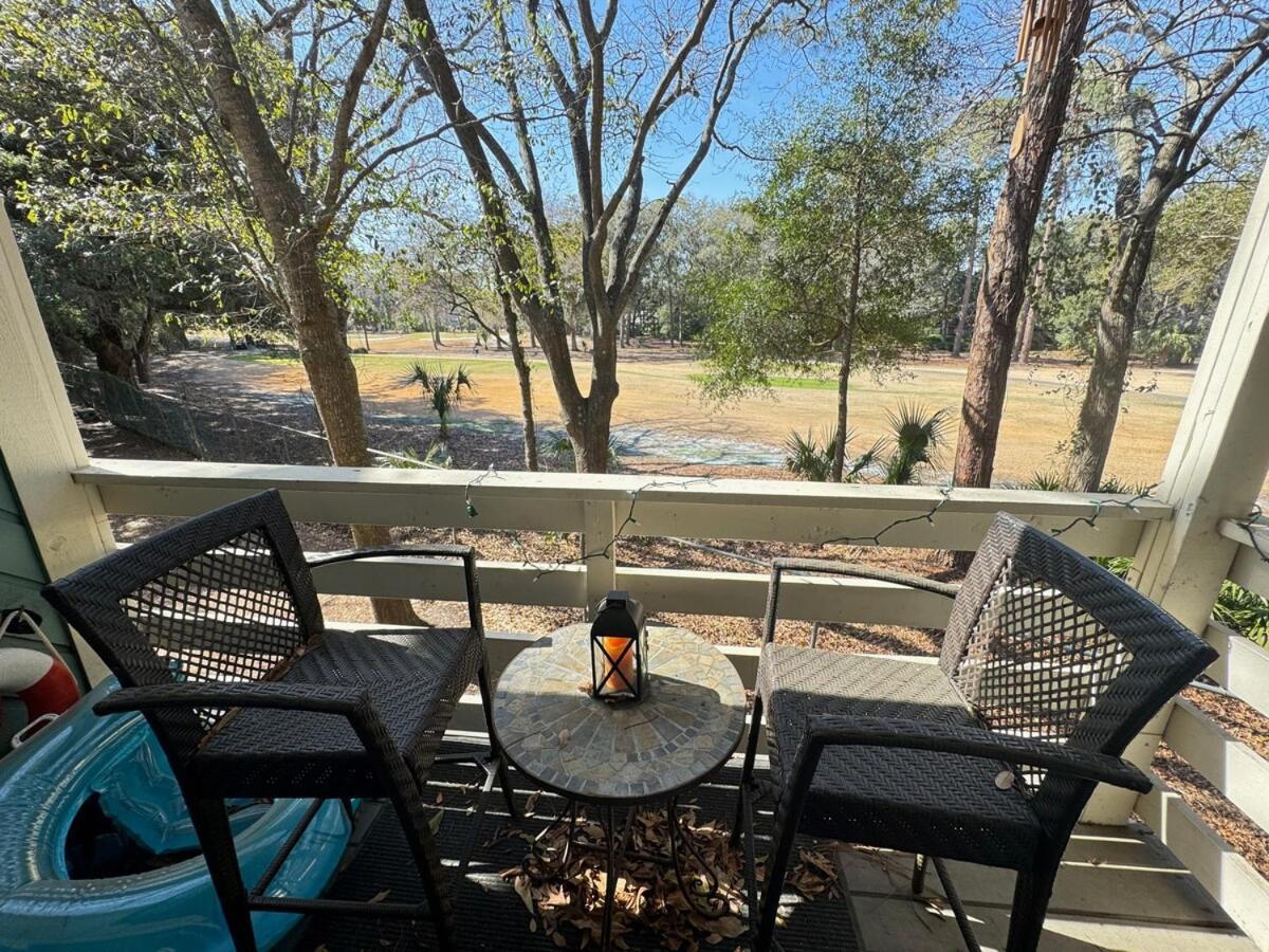 Walk To Folly Field 2 Bed 2 Bath Golf View Holiday home Hilton Head Island