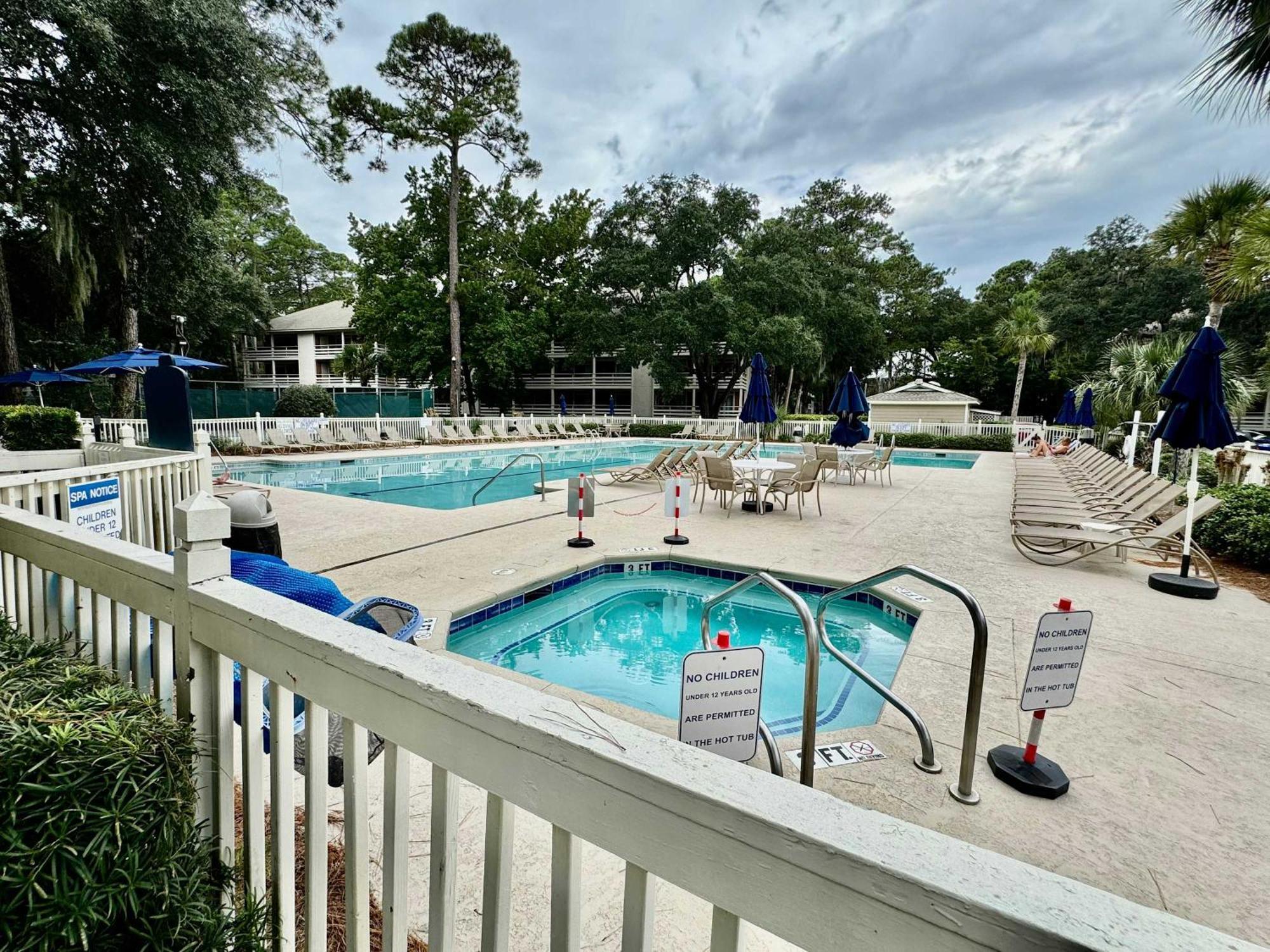 Just Steps To Folly Field - 2 Bd 2 Ba * Hilton Head Island