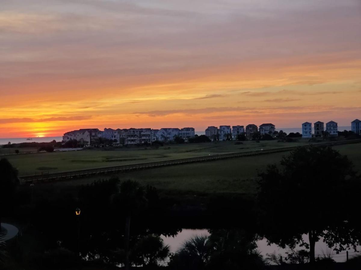 Ocean View Good Vibes 2 Bed 2 Bath Holiday home