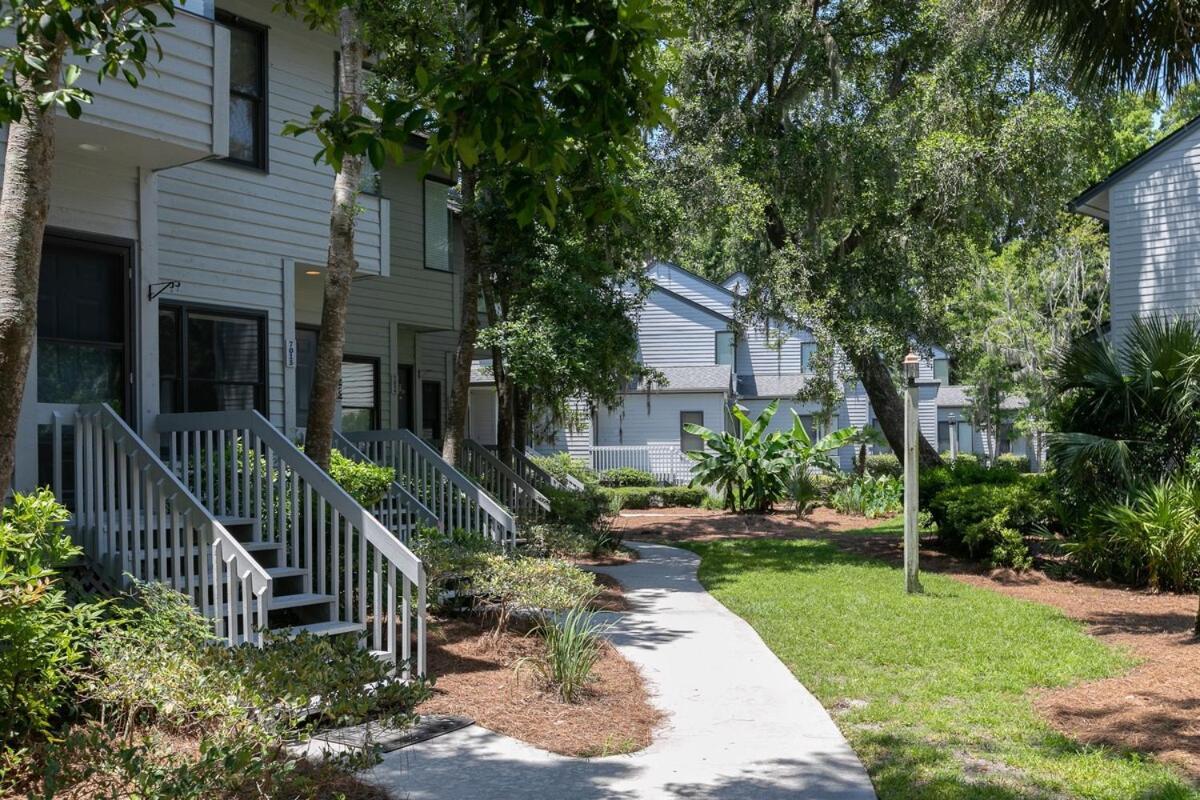 Holiday home Pet Friendly Life 2 Bed 2 & One Half Baths Hilton Head Island