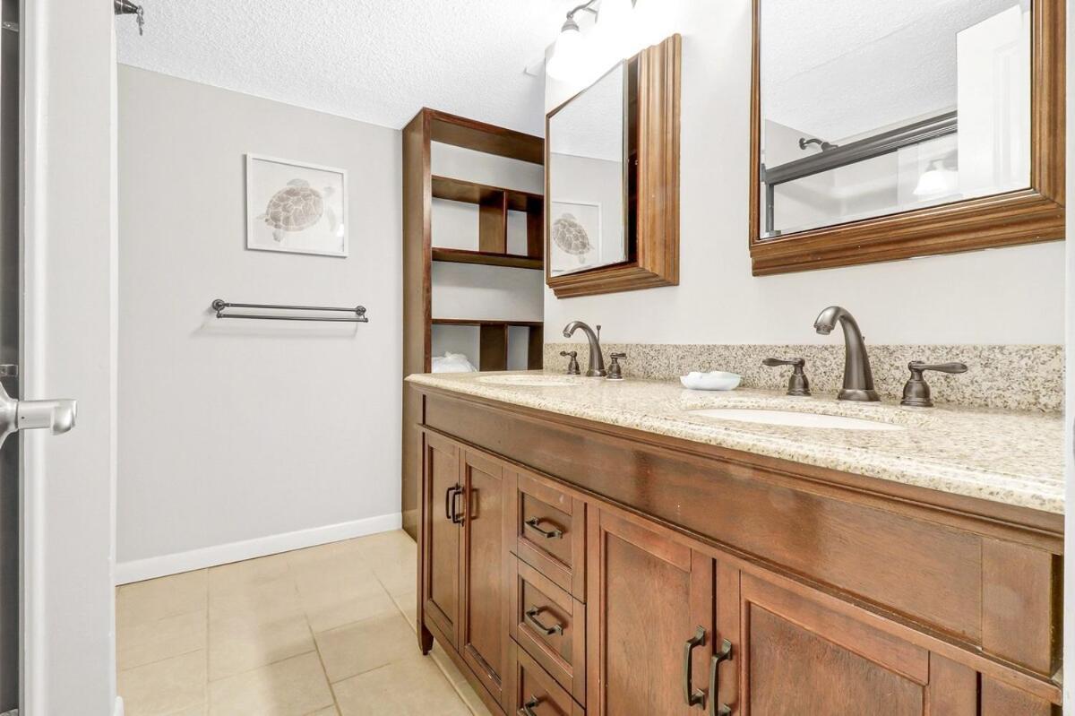 Close Of The 3 Bed 3 Bath Pet Friendly Holiday home *