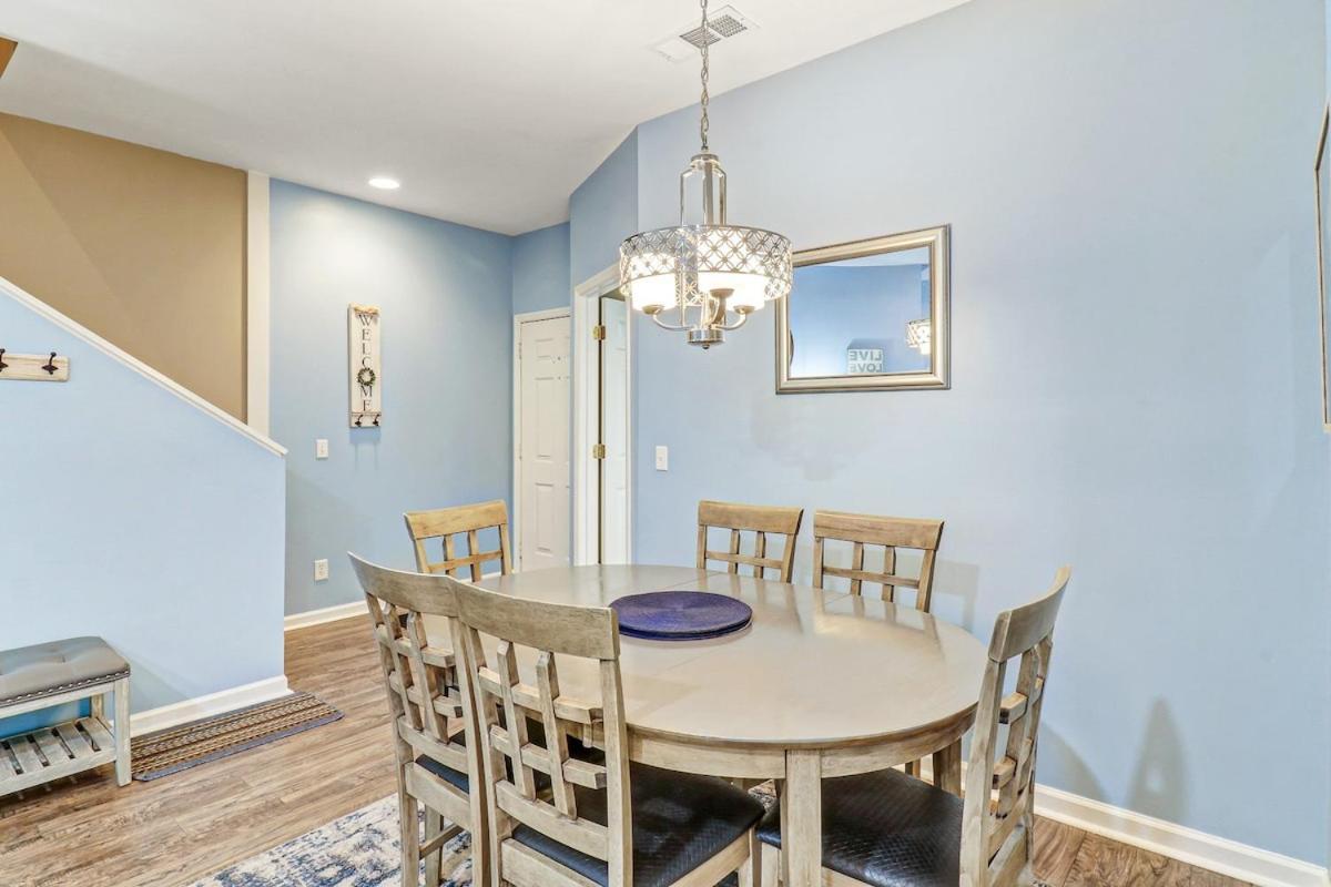 Holiday home Lovely 3 Bed3 Bath Pet Friendlyvilla - Walk To The Pools And Tennis #75 Ocean Breeze