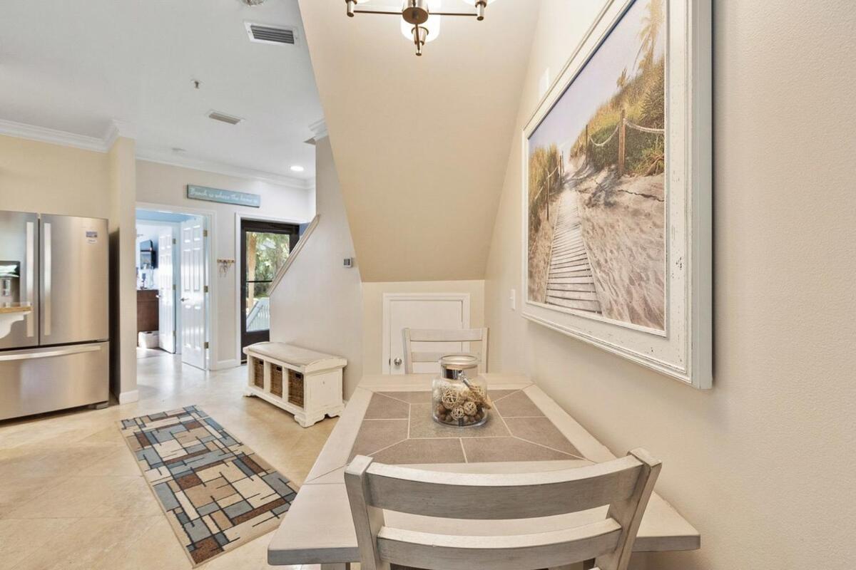 Holiday home Pet Friendly 3 Bed 3 Bath Walk To The Pools Tennis And 16 Ob Hilton Head Island