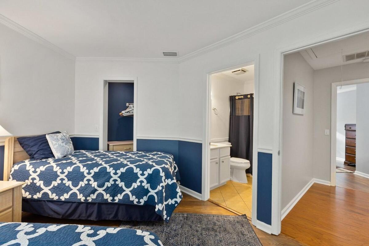Pet Friendly 3 Bed 3 Bath Walk To The Pools Tennis And 16 Ob