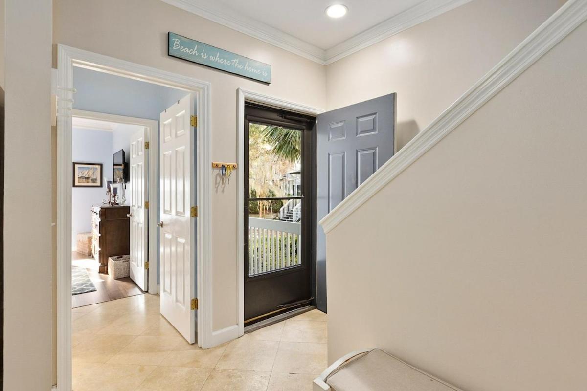 Pet Friendly 3 Bed 3 Bath Walk To The Pools Tennis And 16 Ob * Hilton Head Island