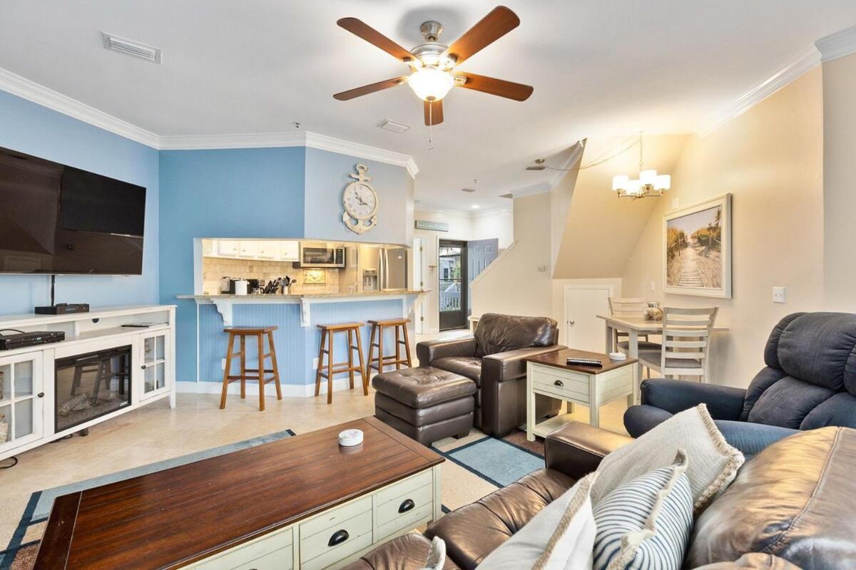 Holiday home Pet Friendly 3 Bed 3 Bath Walk To The Pools Tennis And 16 Ob