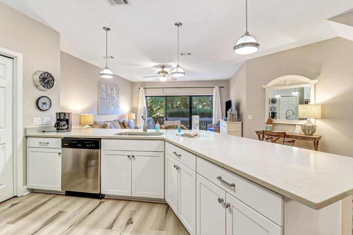 Holiday home Pet Friendly 3 Bed 3 Bath #3 Ocean Breeze
