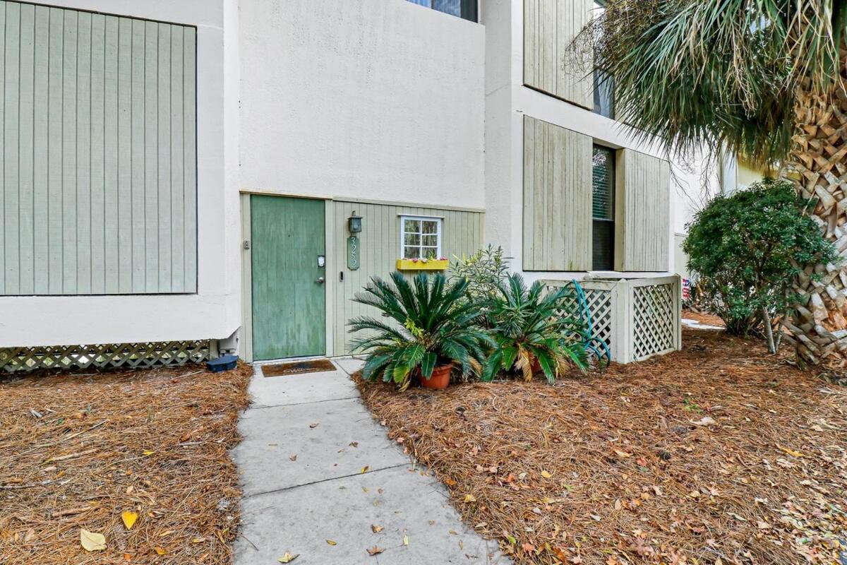 Seascape -tranquility Base 2 Bed 2 Bath -steps To The H Hilton Head Island