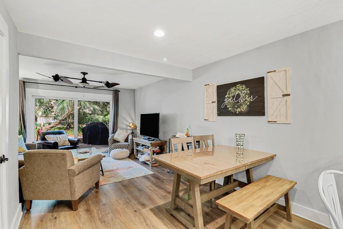 Ez Access - 2 Bed 2 And One Half Bath 23 Coligny Holiday home Hilton Head Island
