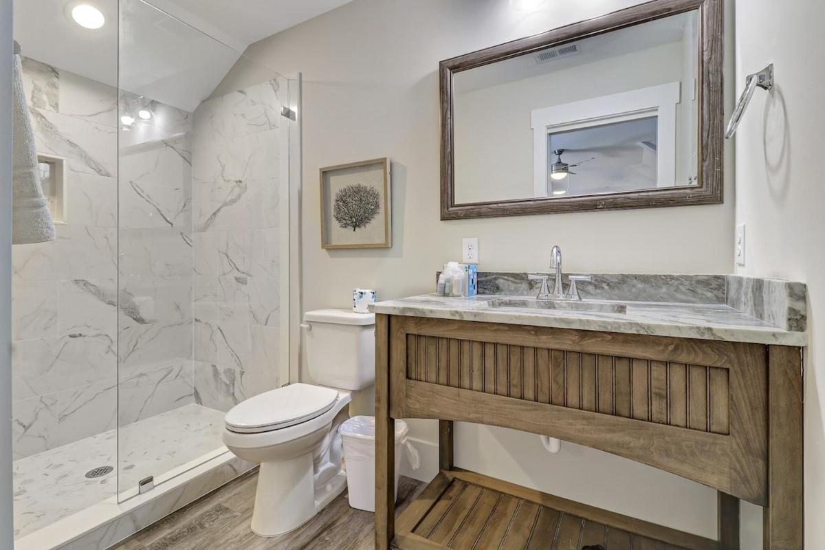 7 Bed 6 And One Half Bath With Private Pool & Private Access * Hilton Head Island