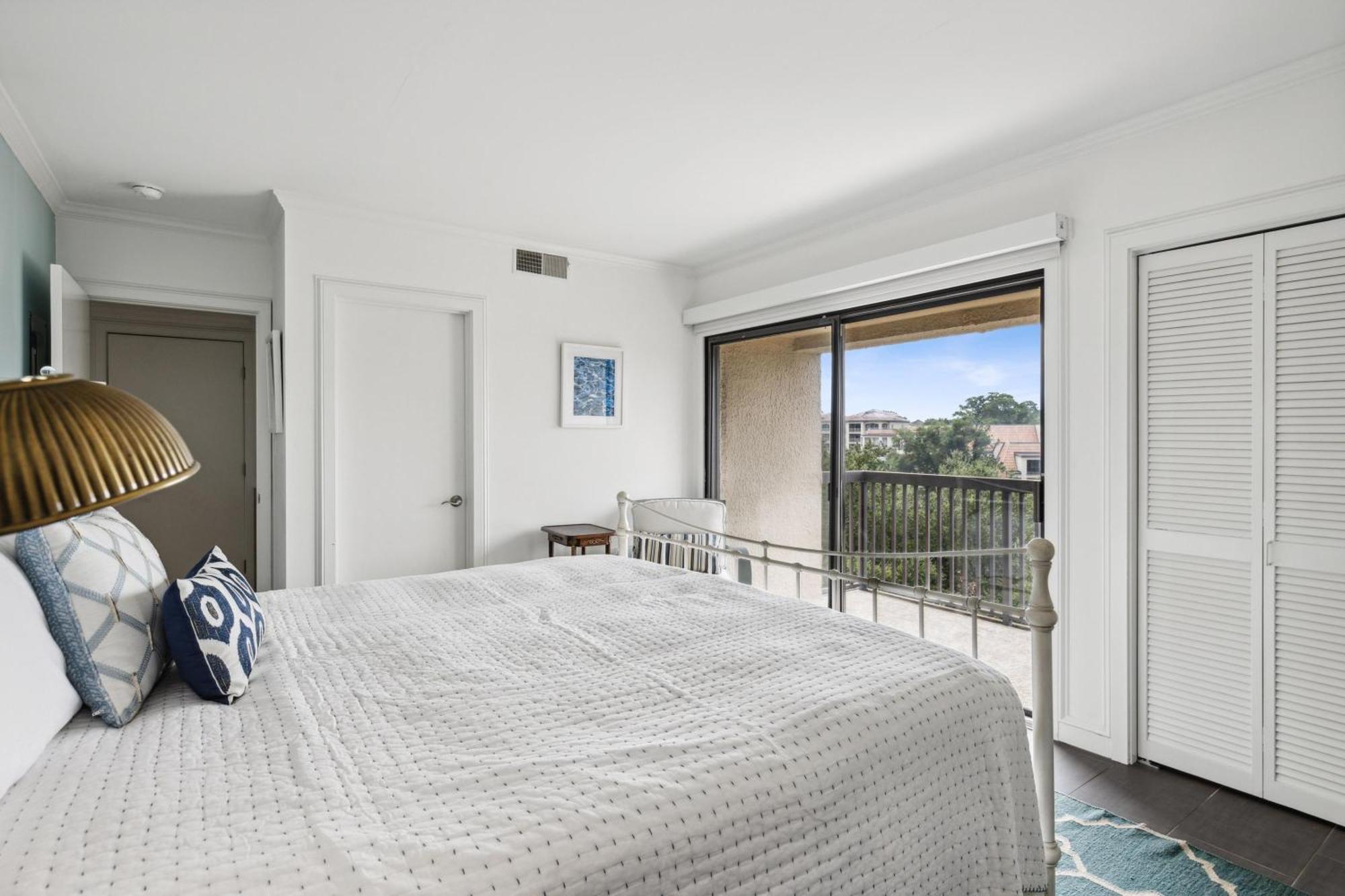 236 Captains Quarters *