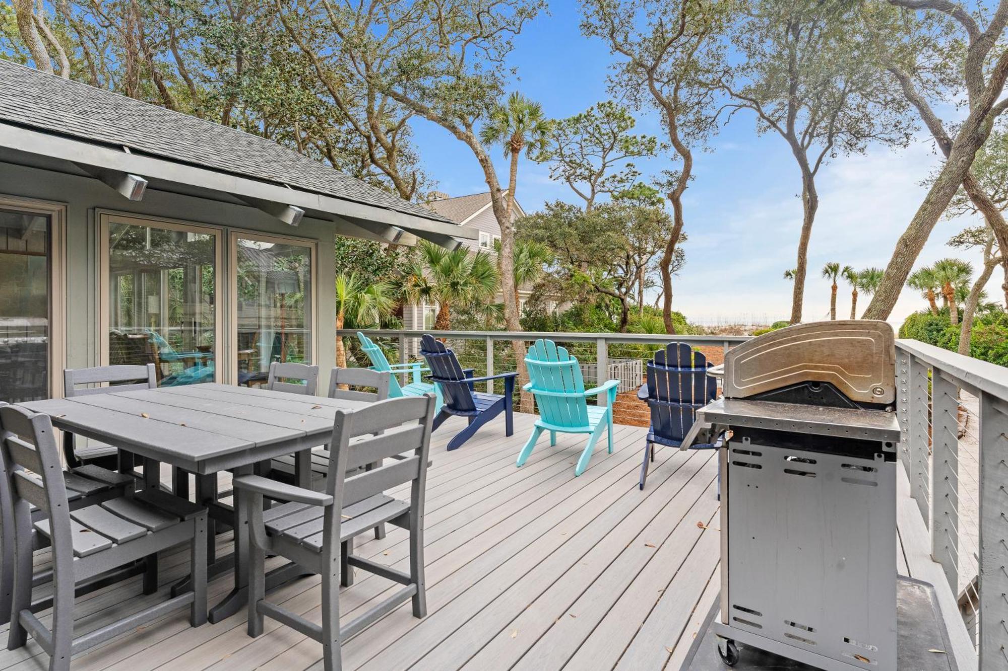 Large Oceanfront Pool ~ Classically Updated Historic Beach ~ 2 E. Beach Lagoon Hilton Head Island