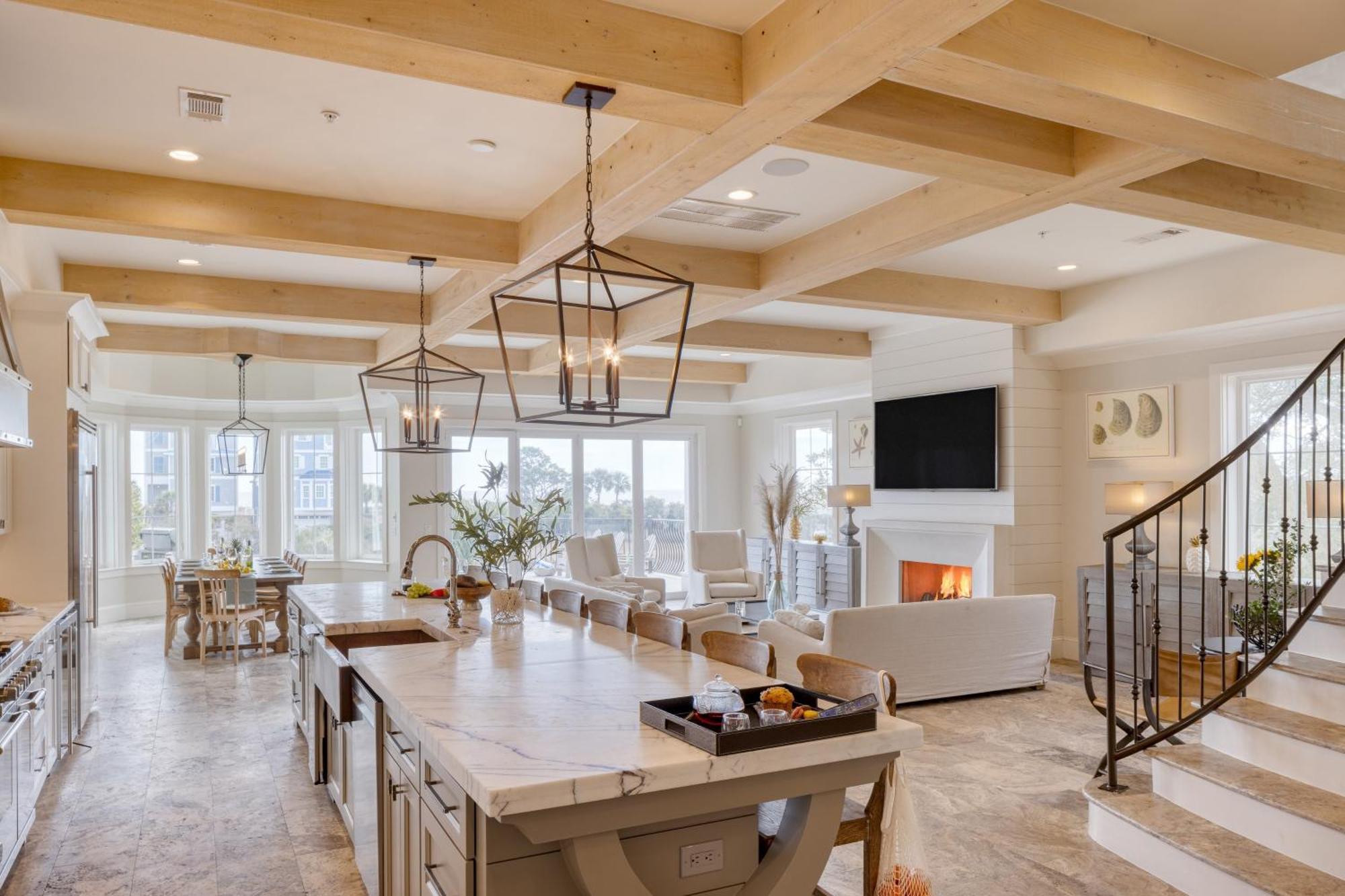 Holiday home Egret By Avantstay 10 Bedroom Ocean Estate Infinity Pool W Views Walk To Hilton Head Island