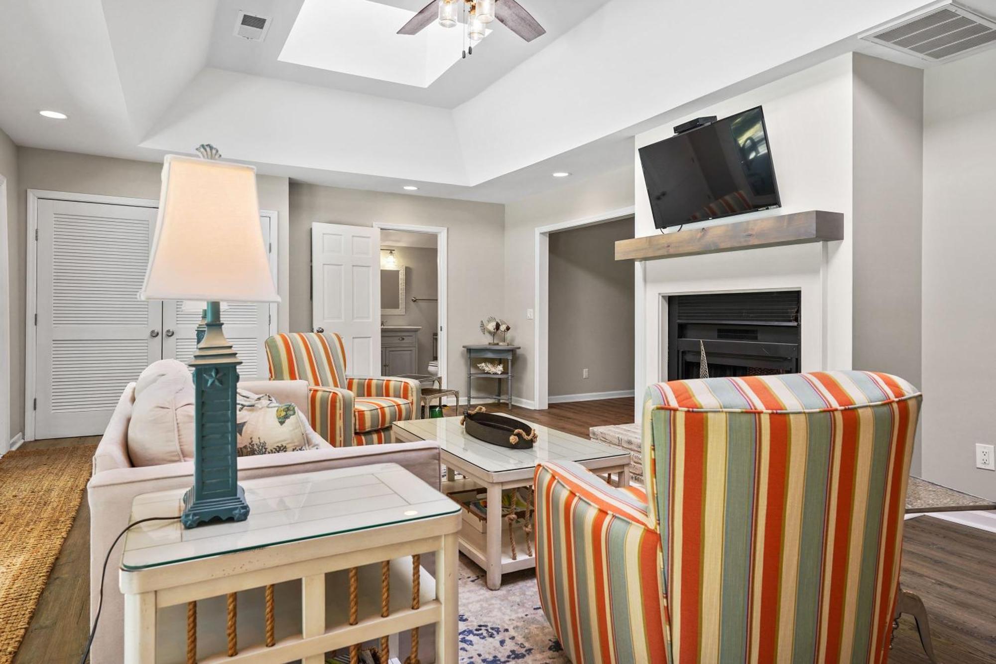 New Listing - Private Pool & - Luxury Ranch - 32 Baynard Cove Rd Holiday home
