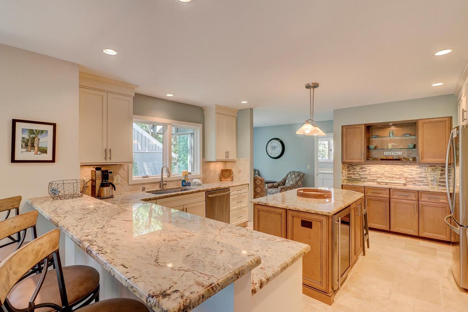 Private Pool & - Golf Course Views - Walk To Harbour Town - 24 Stoney Creek Road