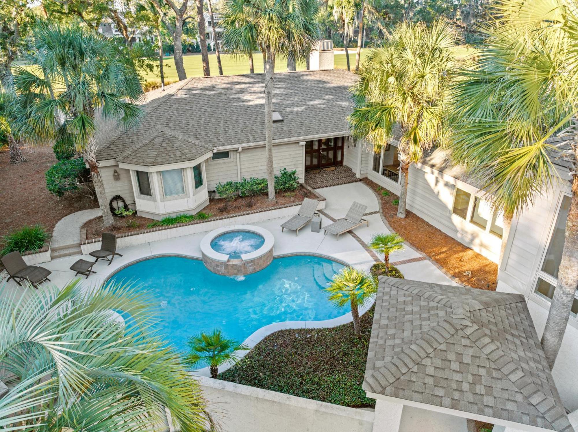 Holiday home New Listing - 3rd Row - Pool - - Golf Course - Lagoon - 8 Lagoon Rd Hilton Head Island