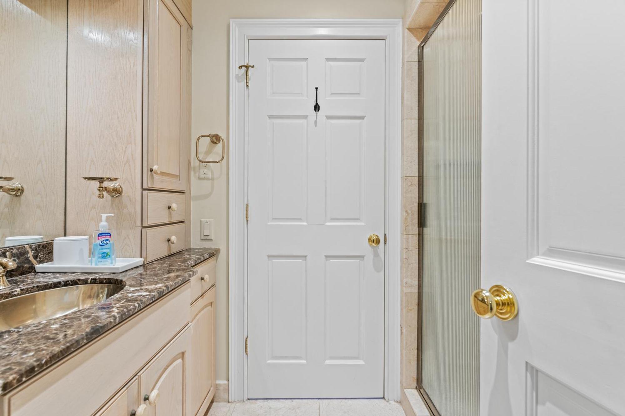 Villa Serene, Pet Friendly Sea Pines Near With Pool Access *