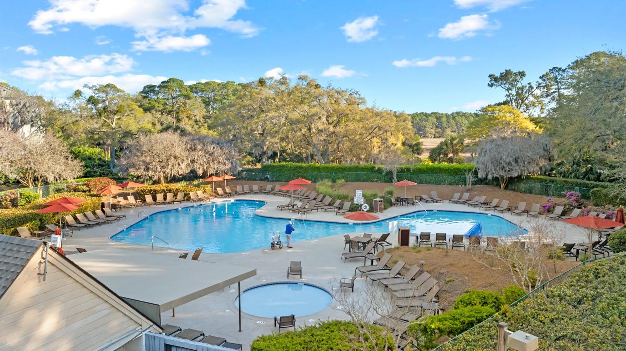 Villa Serene, Pet Friendly Sea Pines Near With Pool Access *