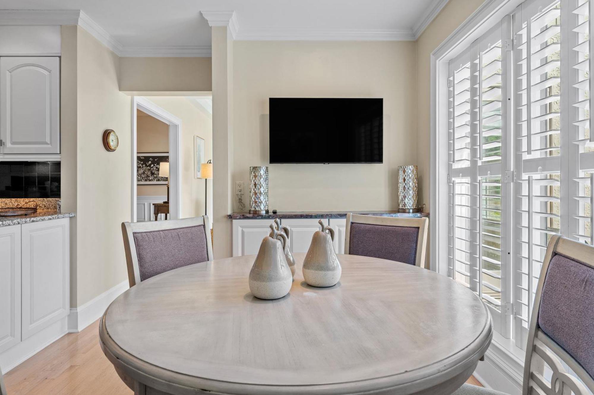 Villa Serene, Pet Friendly Sea Pines Near With Pool Access