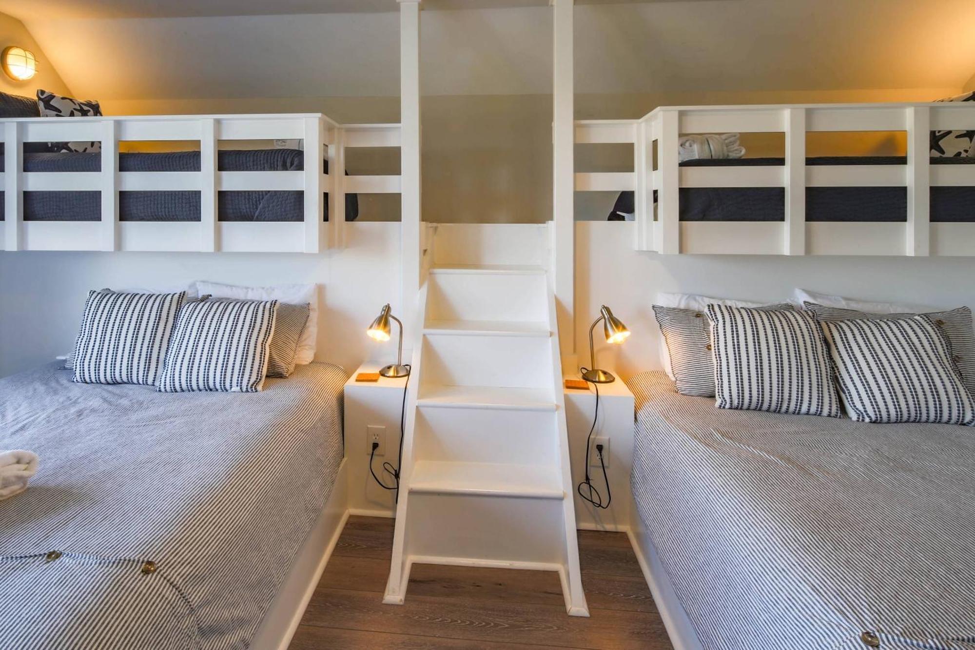Night Harbour Holiday home