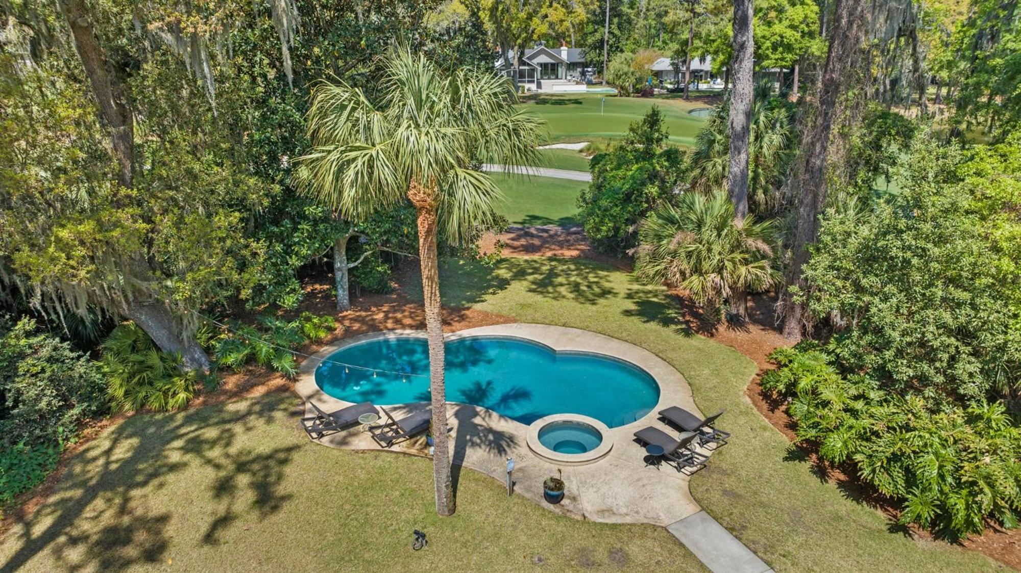 Designer Decorated - Golf Course Views - Large Private Pool & - 28 Woodbine Pl * Hilton Head Island