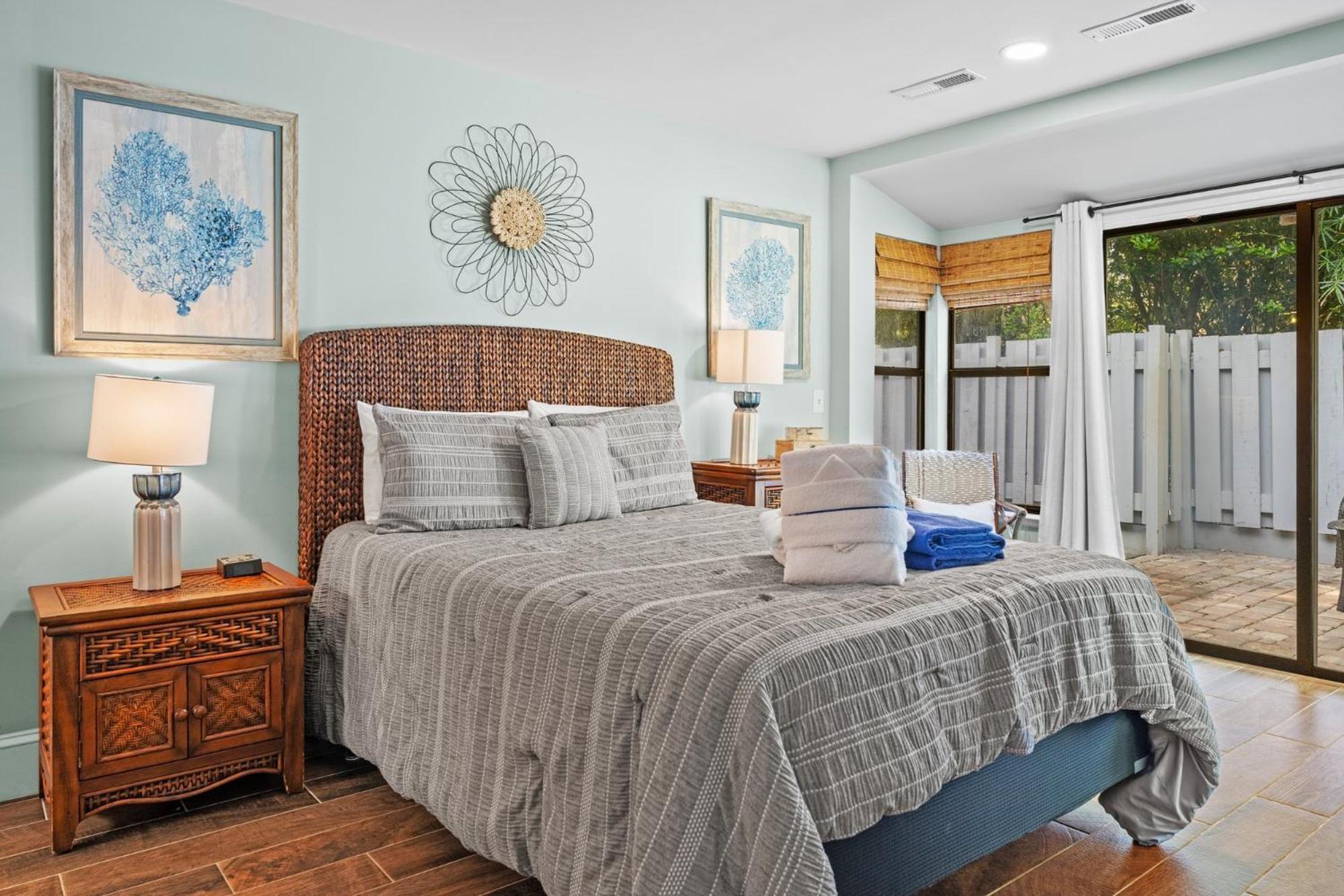 Designer Decorated - Golf Course Views - Large Private Pool & - 28 Woodbine Pl