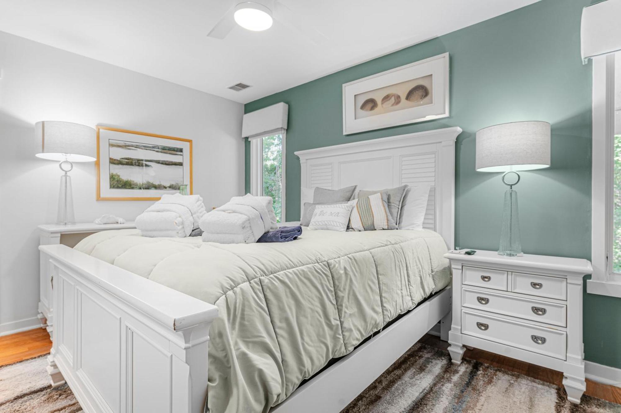 Pet Friendly - Upscale Renovations & Decor - Private Pool - 2 St Andrews Place * Hilton Head Island