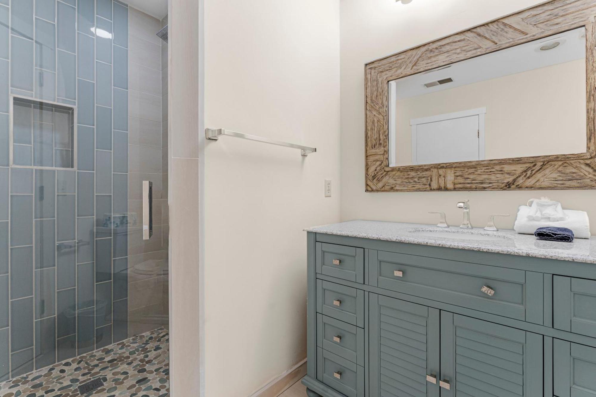 Pet Friendly - Upscale Renovations & Decor - Private Pool - 2 St Andrews Place