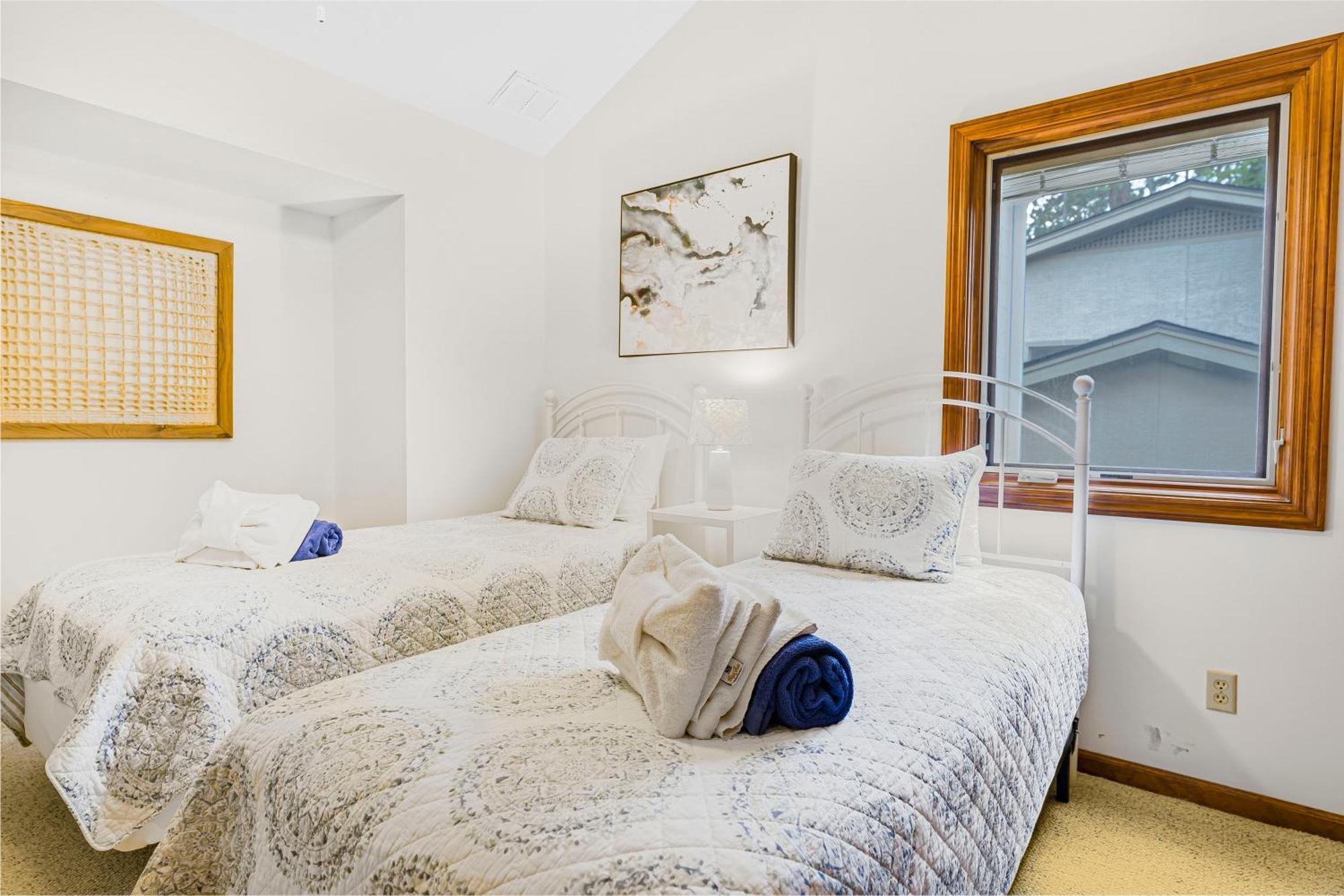 Holiday home Pet Friendly - Marsh Views - Private Pool With Free Pool Heat - 25 Stoney Creek Rd *
