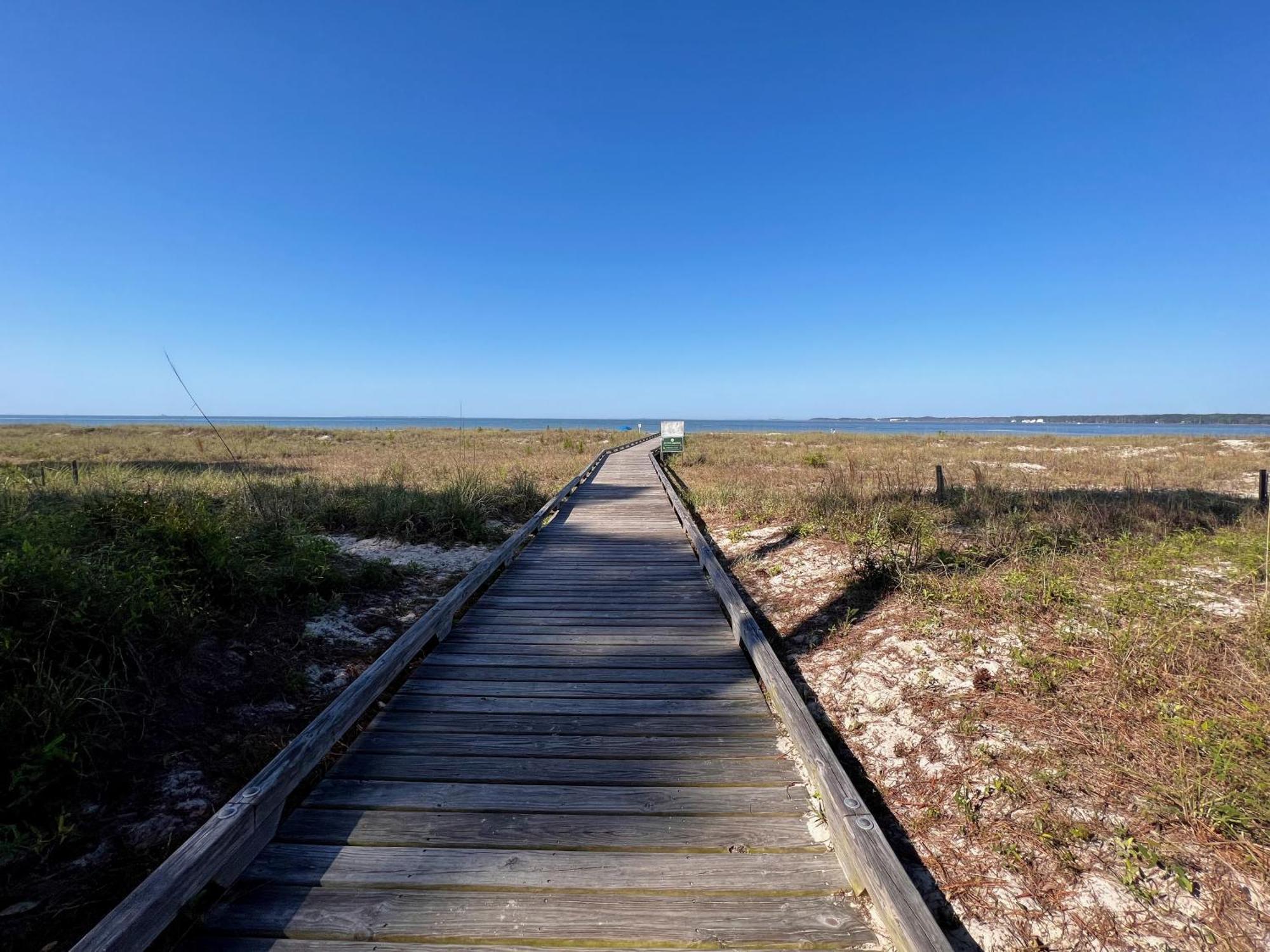 Classic 2nd Row - Pet Friendly - 2 Brown Pelican Rd *