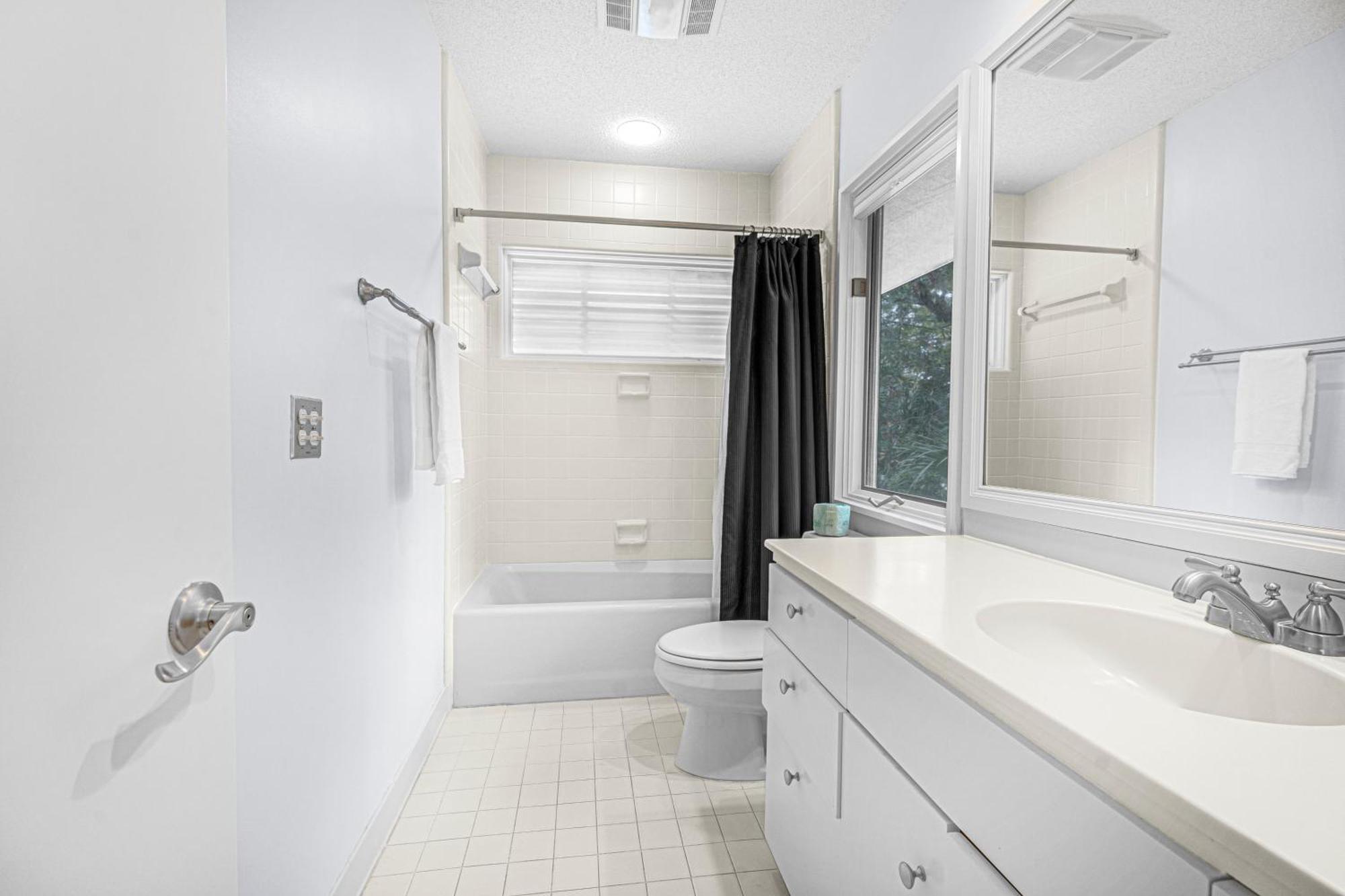2nd Row House - Private Pool - 4 King Bedrooms - 19 Oyster Catcher Rd