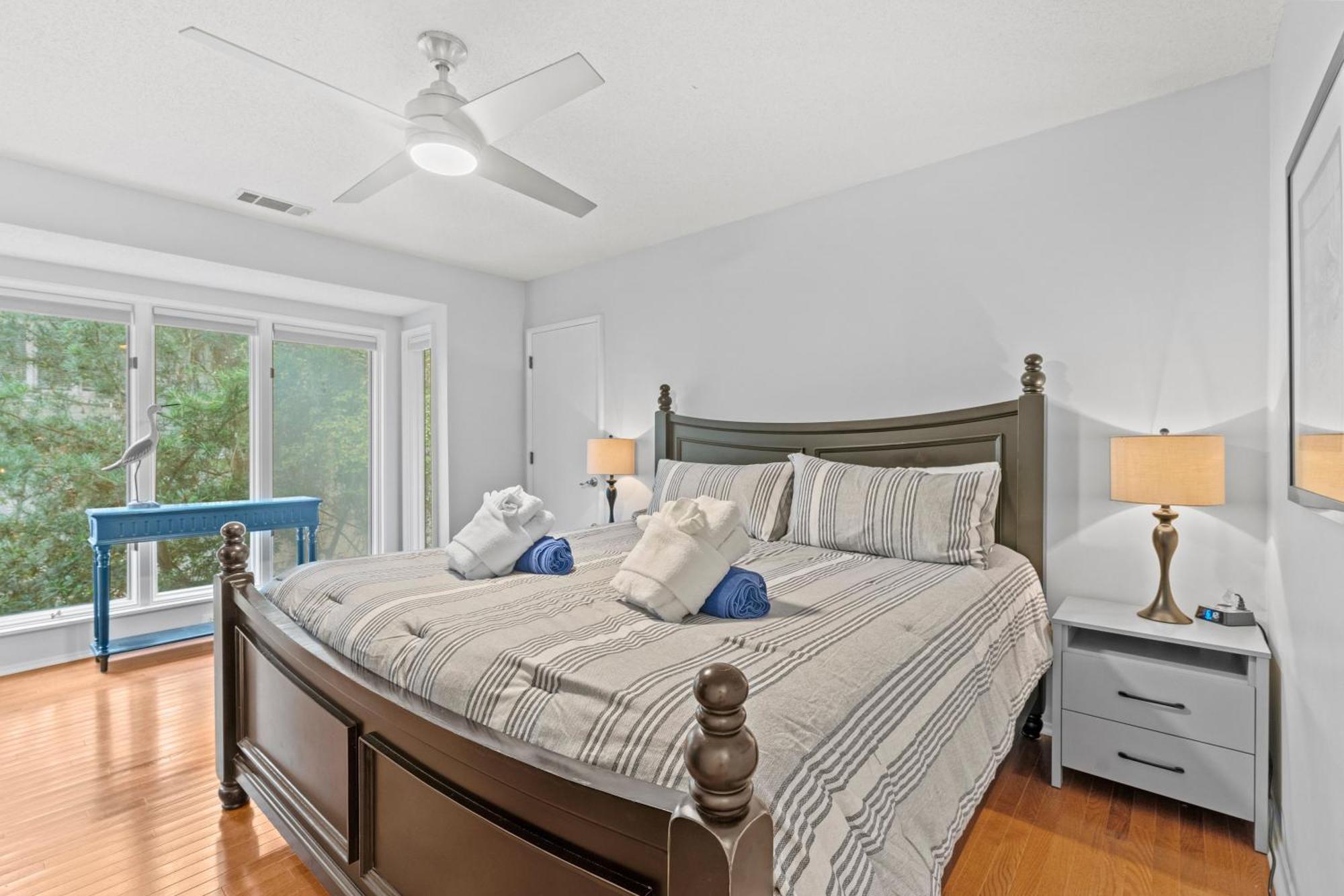 2nd Row House - Private Pool - 4 King Bedrooms - 19 Oyster Catcher Rd