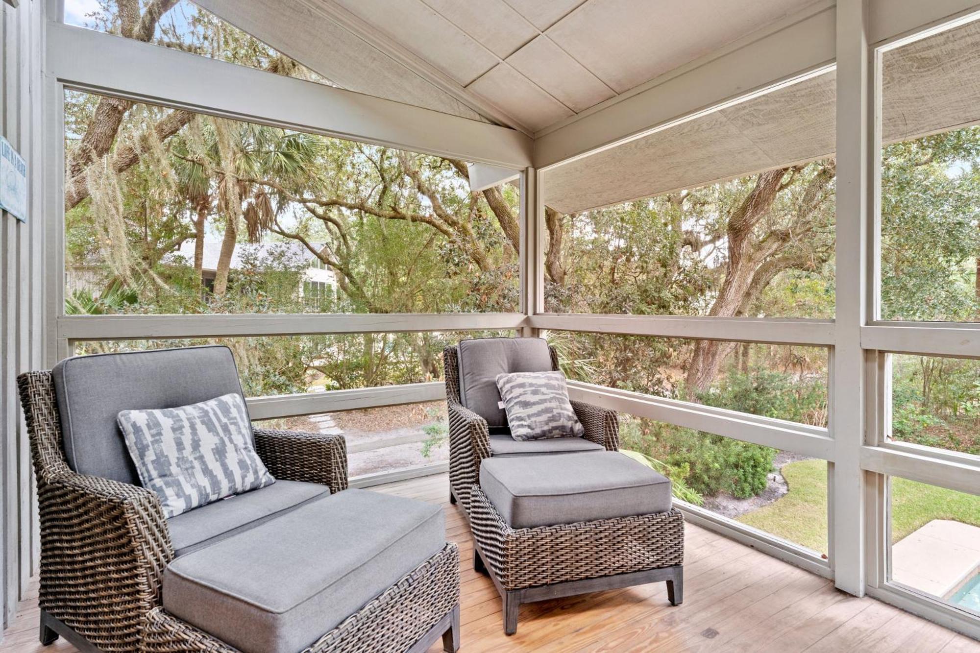 2nd Row House - Private Pool - 4 King Bedrooms - 19 Oyster Catcher Rd * Hilton Head Island