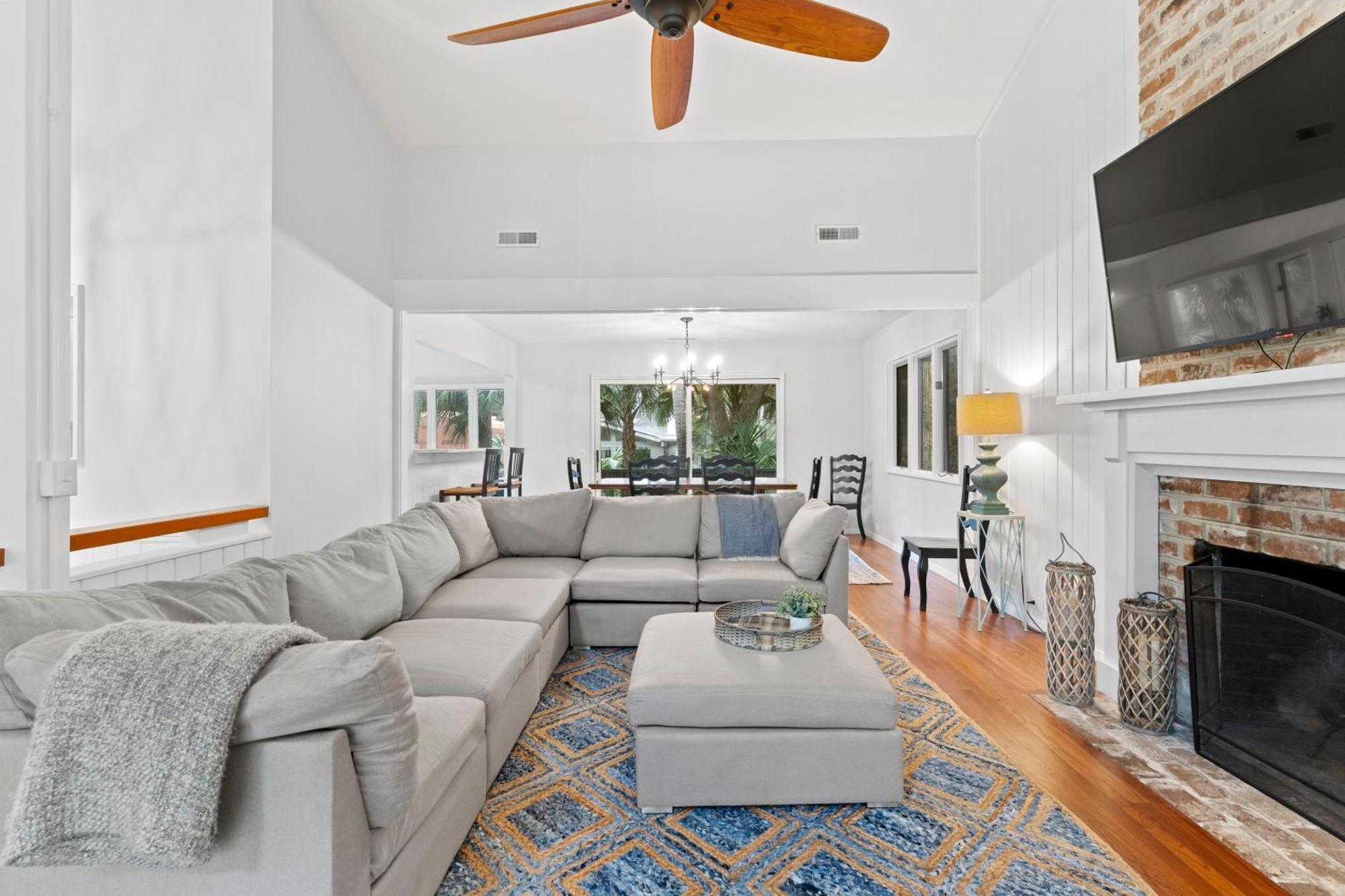 2nd Row House - Private Pool - 4 King Bedrooms - 19 Oyster Catcher Rd