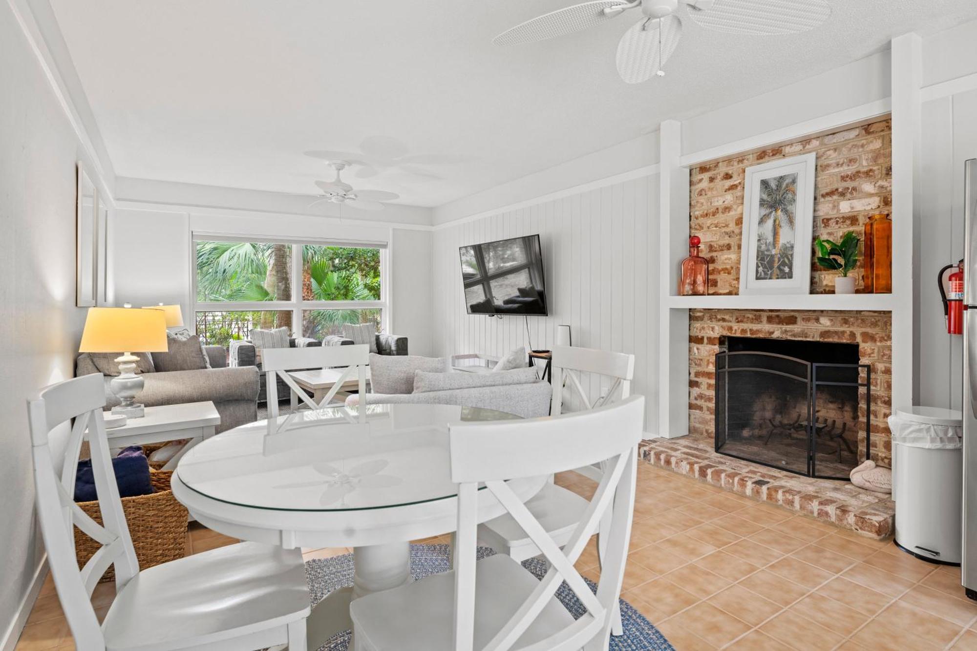 2nd Row House - Private Pool - 4 King Bedrooms - 19 Oyster Catcher Rd Holiday home Hilton Head Island