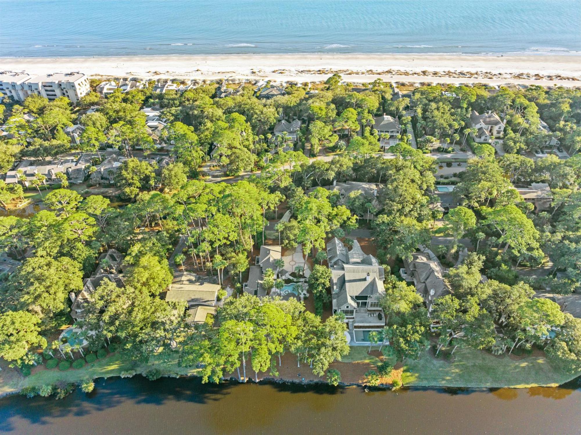 New Listing - 3rd Row - Pool - - Golf Course - Lagoon - 8 Lagoon Rd Holiday home