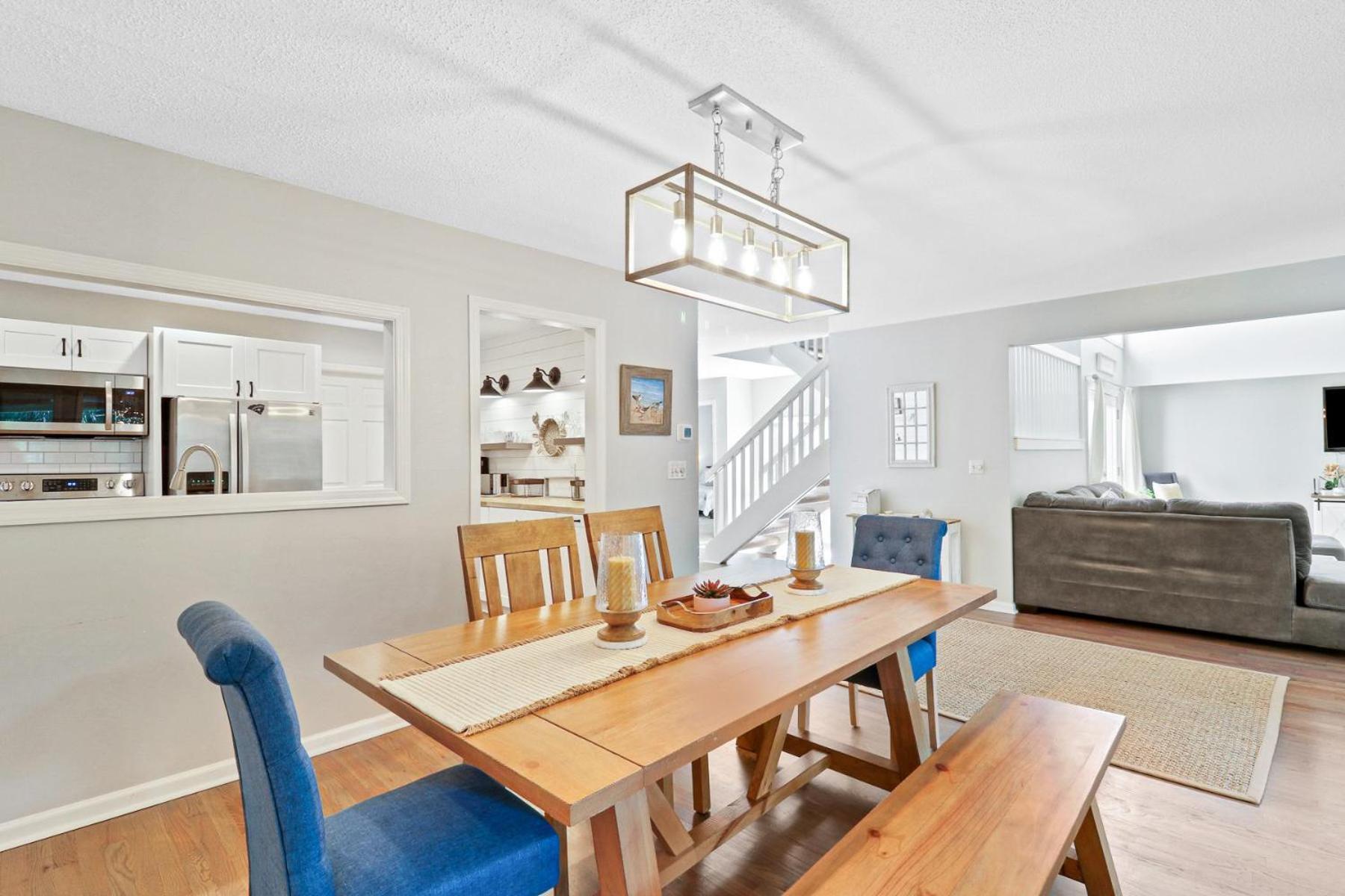 150 Otter Road Villa *